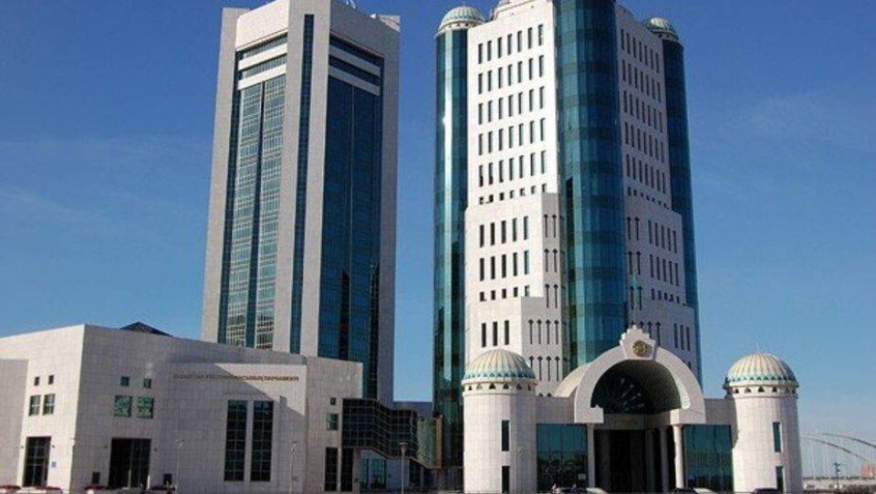 16 депутатов Сената выберут летом в Казахстане