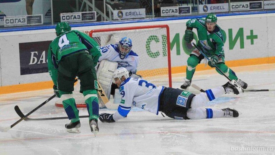 "Барыс" вырвал победу у "Салавата Юлаева" в КХЛ, проигрывая со счётом 2:3