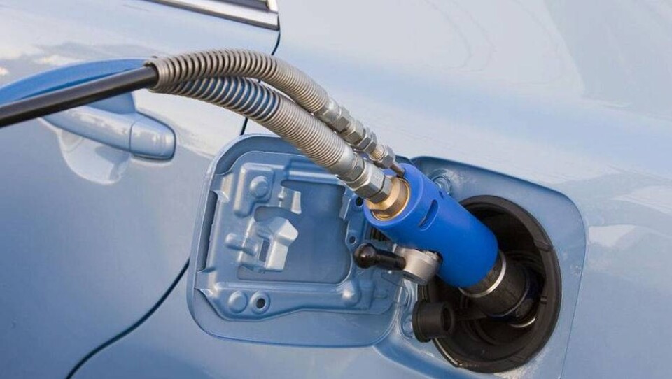 В СКО на мелких заправках газ подорожал до 75 тенге за литр