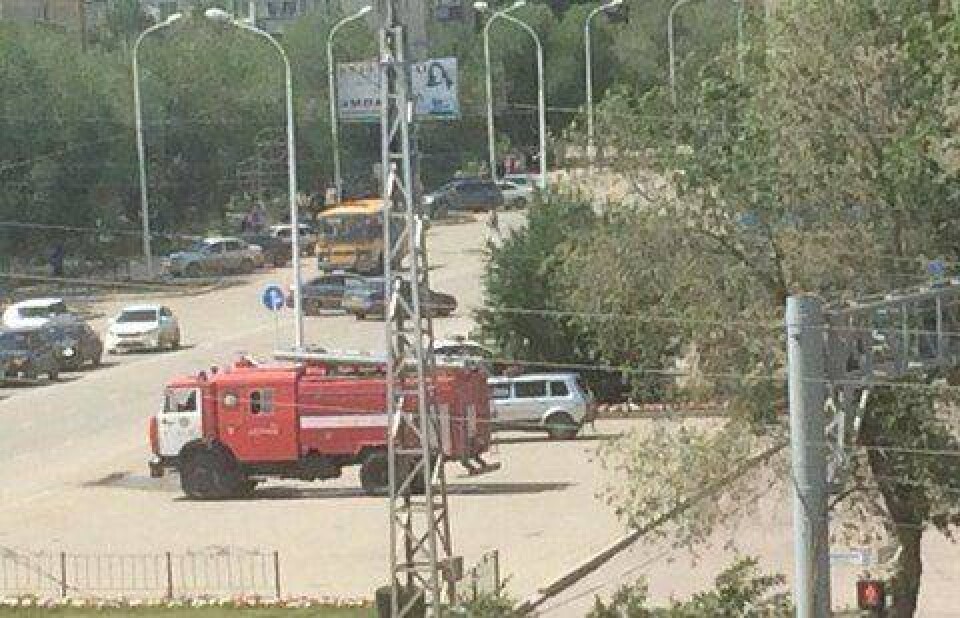 Налетчики в Актобе захватили пассажирский автобус, утверждают очевидцы