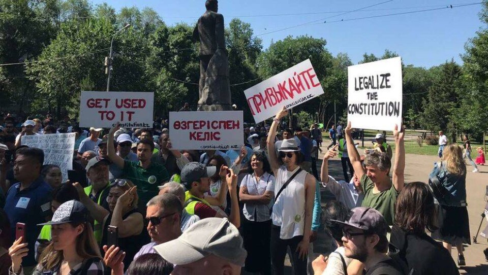 Депутаты предлагают разрешить проводить пикеты в любых местах, в том числе возле госорганов