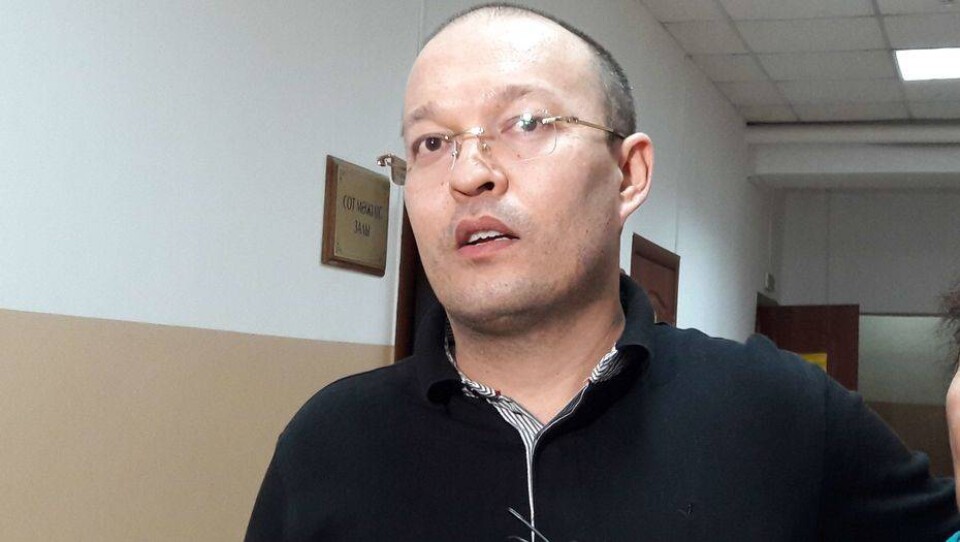 Охотника за полицейскими Руслана Жанпеисова признали виновным и отпустили в зале суда