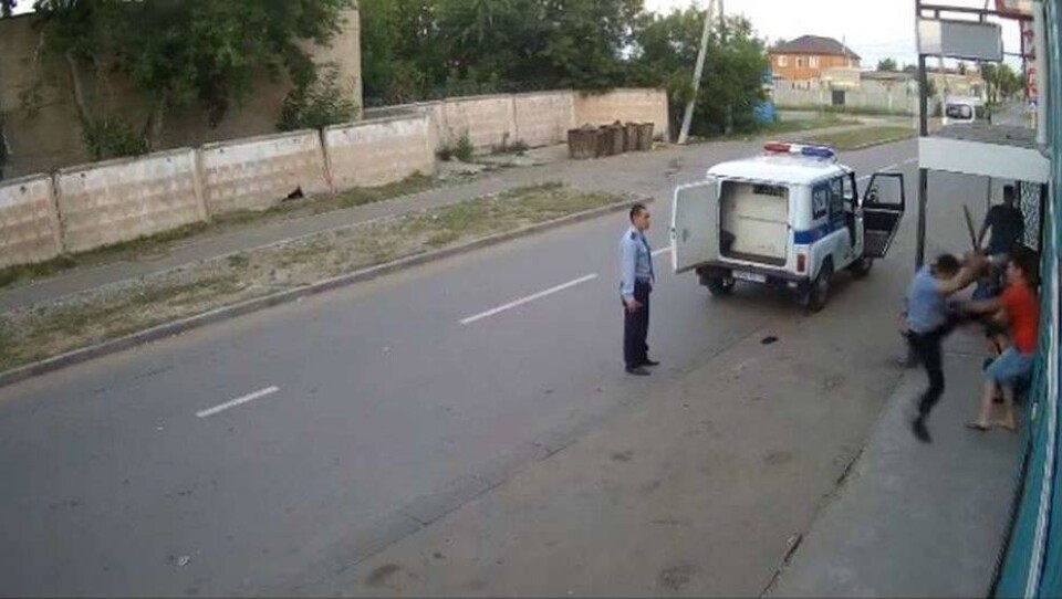 В Павлодаре полицейские жестоко избили мужчин, оказавших сопротивление