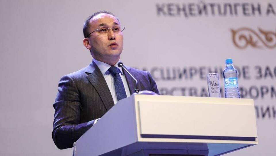 Даурен Абаев прокомментировал проблему доступа в соцсети