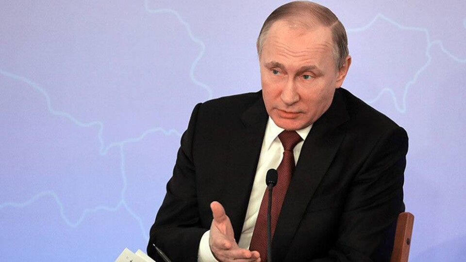Путин не сумел прочитать записи в своём блокноте