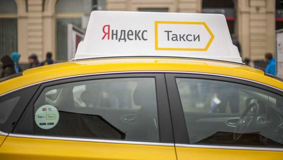 Неадекватное поведение водителя "Яндекс Такси" снял на видео алматинец 