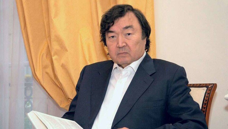 Олжас Сулейменов стал кавалером японского ордена Восходящего солнца