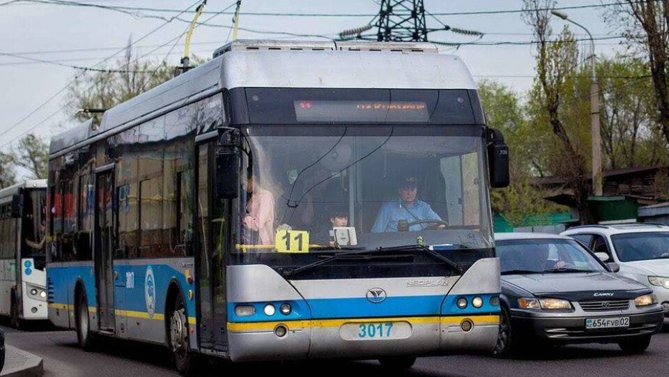 В Алматы половина троллейбусов пяти маршрутов не вышла на линию из-за аварии на подстанции