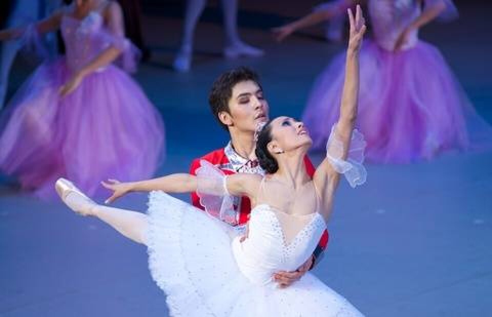 Фото с сайта astanaopera.kz