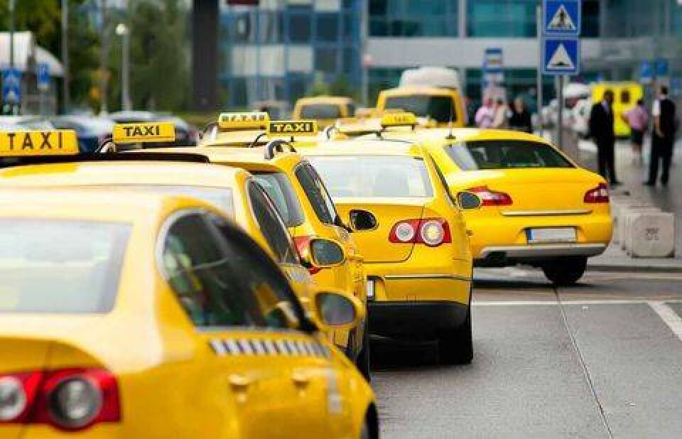 Фото с сайта taxi177.ru
