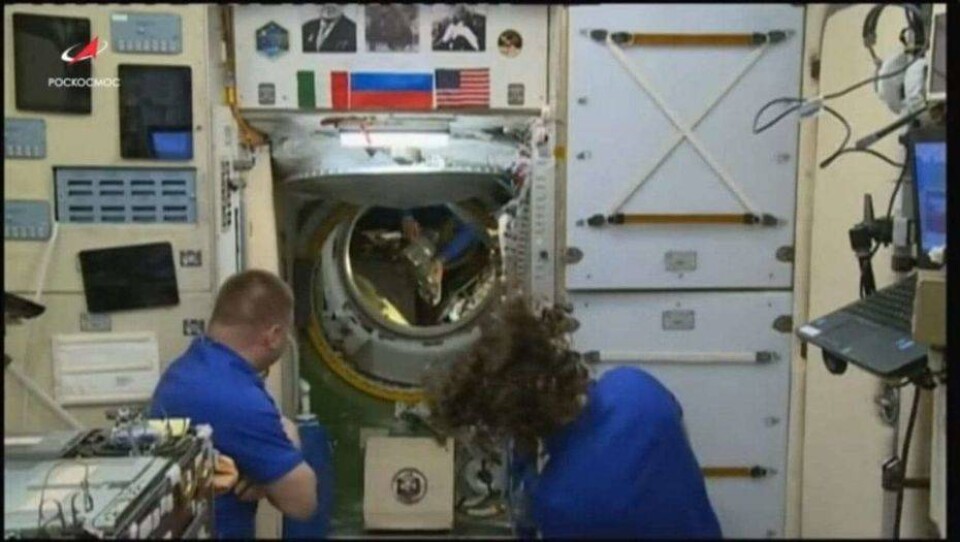 Экипаж корабля "Союз МС-13" приступил к работе на МКС