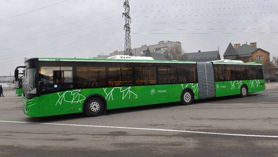 В Алматы новый маршрут будут обслуживать 18-метровые автобусы с "гармошкой"