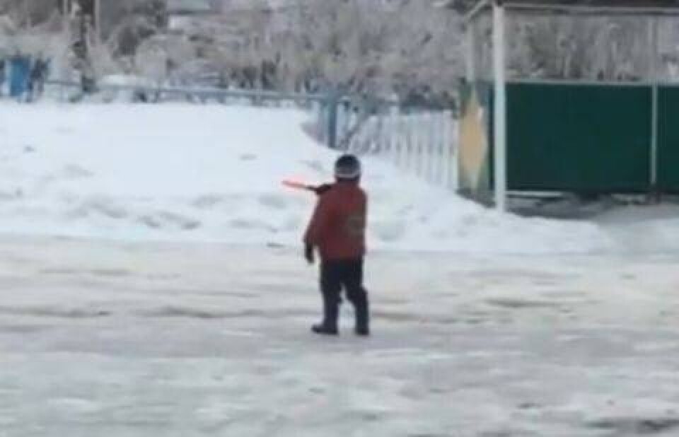 Юный регулировщик покорил водителей Актюбинской области