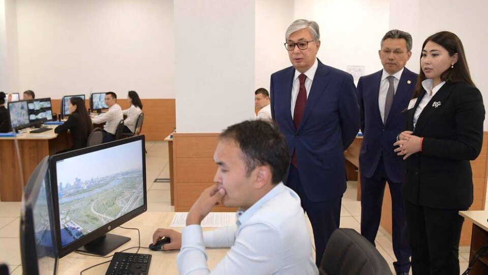 Касым-Жомарт Токаев посетил столичный центр мониторинга IKomek