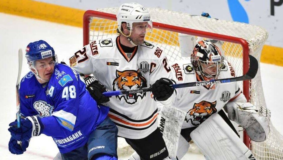 "Амур" прервал победную серию "Барыса" в КХЛ