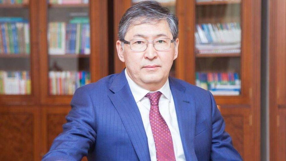 Ерлан Сагадиев поздравил педагогов с наступающим Днём учителя