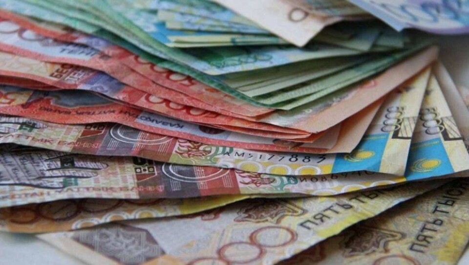 Повышение зарплат бюджетников: Минтруда разработало коэффициенты к окладам