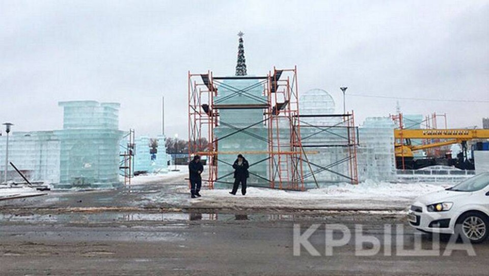 Оттепель в Астане грозит уничтожить крупнейший ледяной городок
