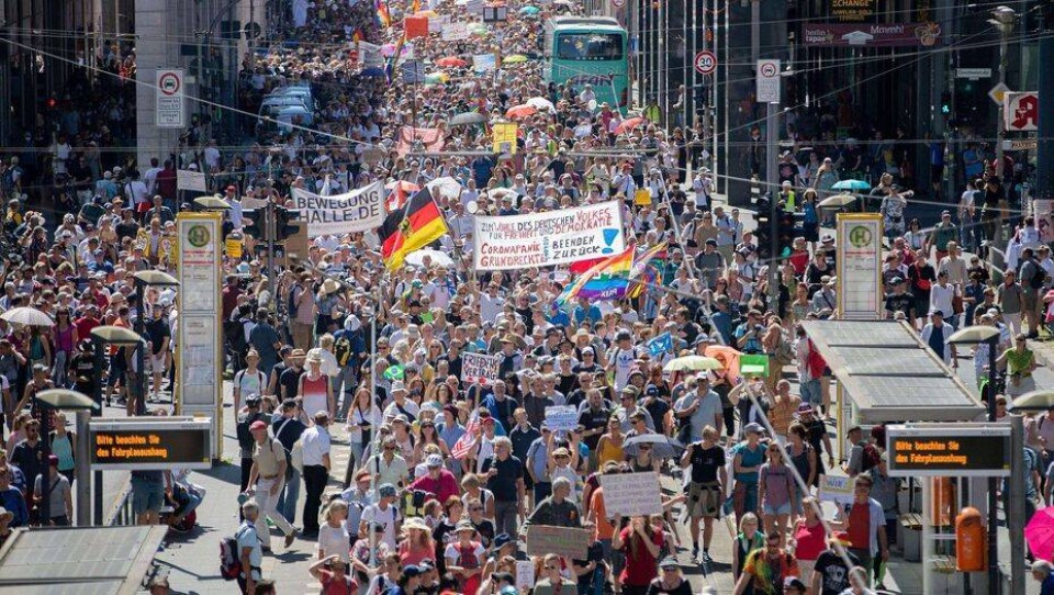 В Берлине распустили митинг против ограничений из-за коронавируса перед самым началом акции