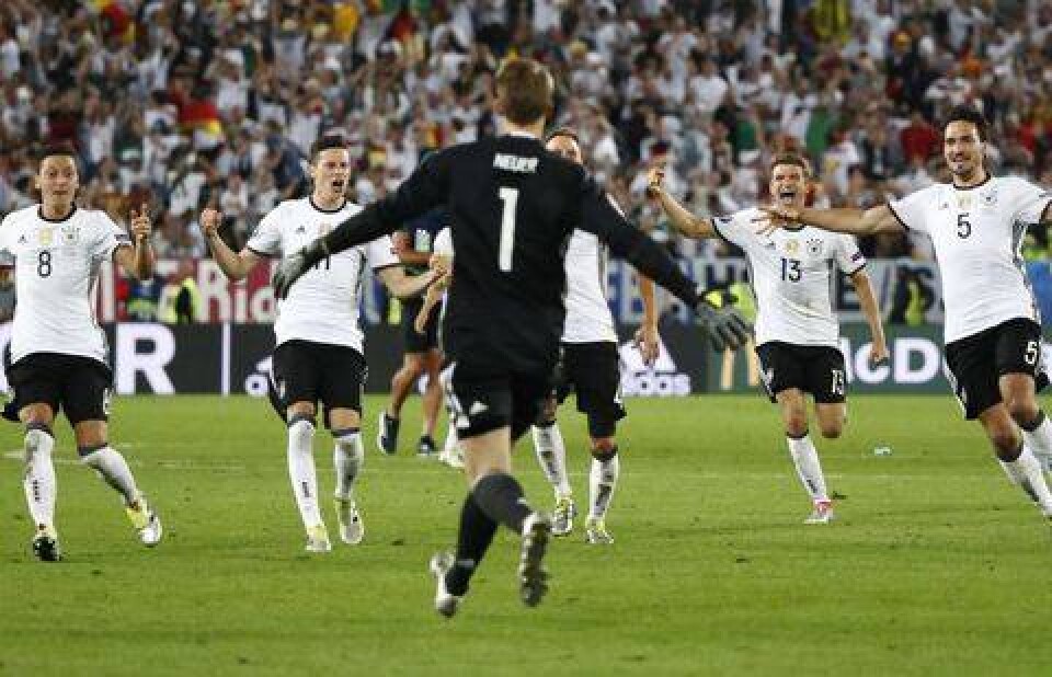 Фото группы ФУТБОЛ: EURO - 2016 / vk.com