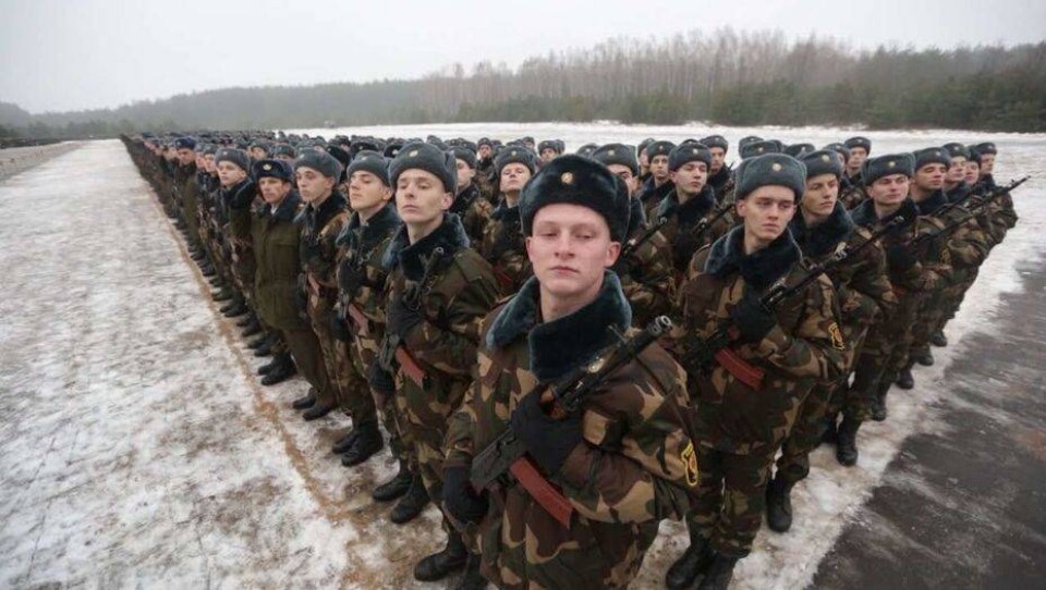 В Беларуси планируют запретить выезд из страны уклонистам от службы в армии
