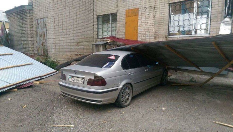 Пострадавшие от урагана жители ВКО будут добиваться компенсации в суде