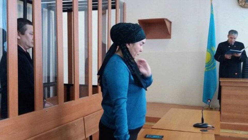 Актюбинца посадили на три года за посты в соцсетях 