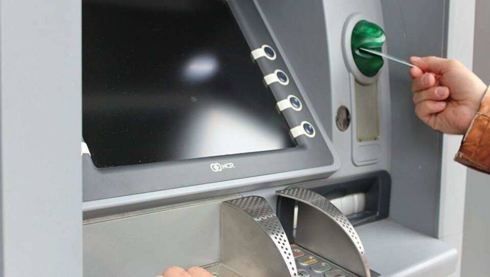 В Народном банке объяснили перебои в работе банкоматов