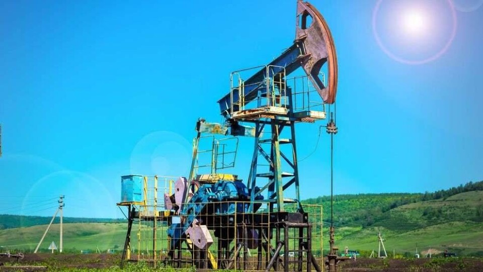 На 10% повысили зарплату рабочим нефтяной компании "Емир Ойл" 