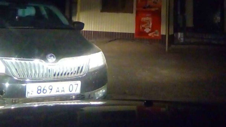 Чиновникам Уральска пришлось объяснять появление служебного авто около сауны 