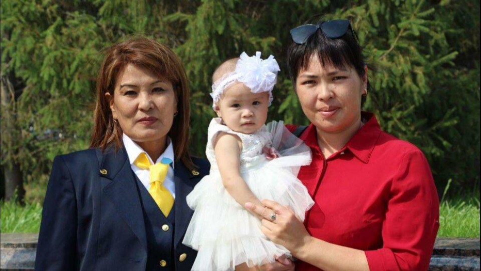 Проводница КТЖ рассказала, как вернула к жизни младенца