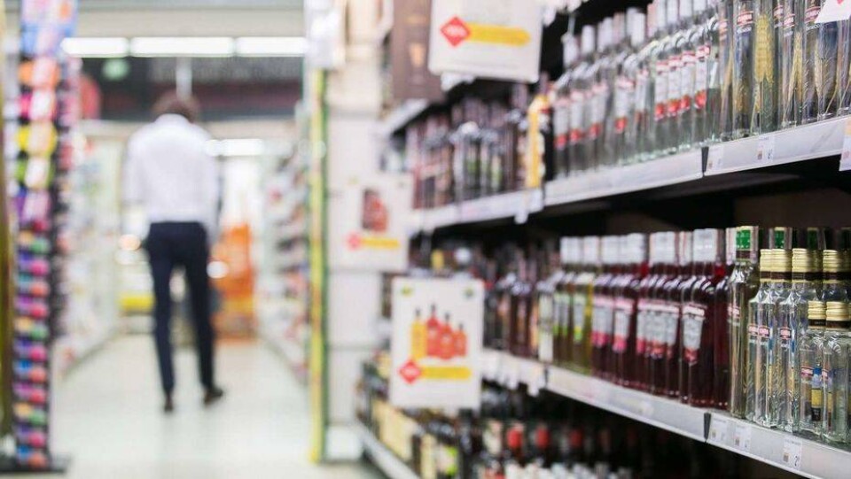 В Беларуси ввели ограничения на продажу алкоголя ночью, но уже через сутки отменили их