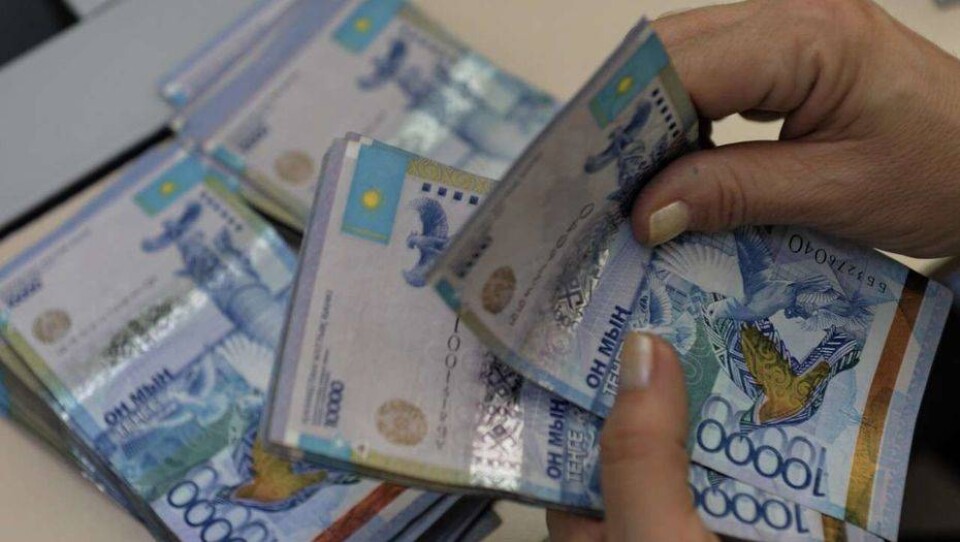 Повысить зарплату работникам до 50% пообещали Сагинтаеву бизнесмены Алматинской области