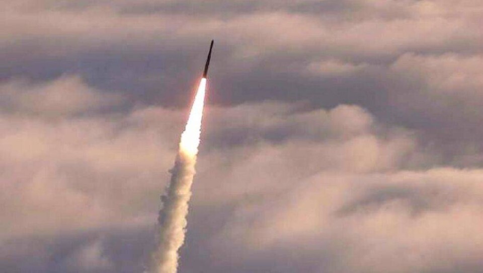 Испытания баллистической ракеты Северная Корея назвала успешным