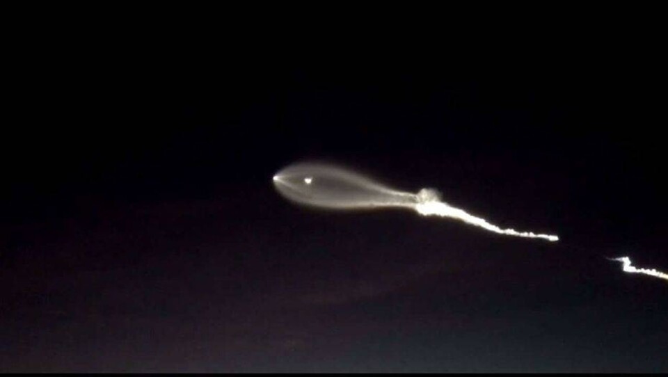 Американцы приняли запуск ракеты Falcon 9 за вторжение НЛО