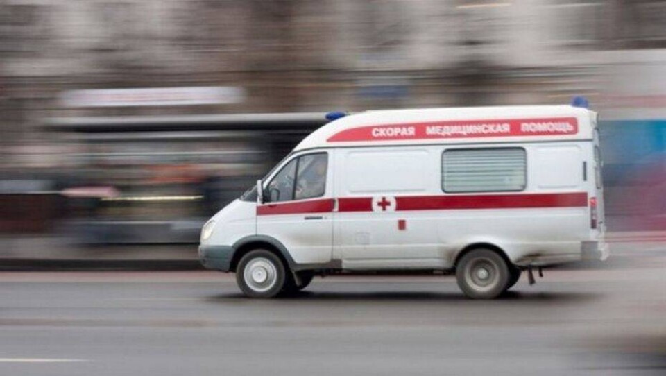 Видеокамера запечатлела падение с высоты посетителя ночного клуба в Рудном