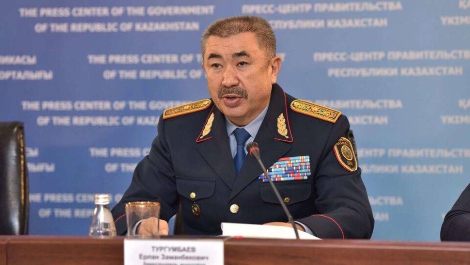 Новый глава МВД призвал не винить во всём государство и пообещал не убегать от журналистов
