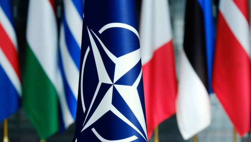 Президент Франции заявил о смерти НАТО
