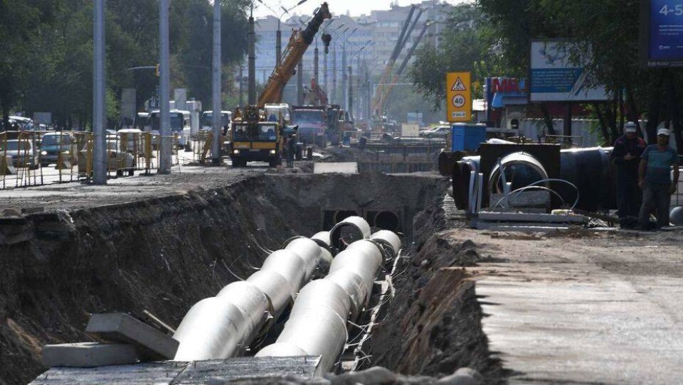Реконструкцию инженерных сетей в Алматы завершат до конца августа