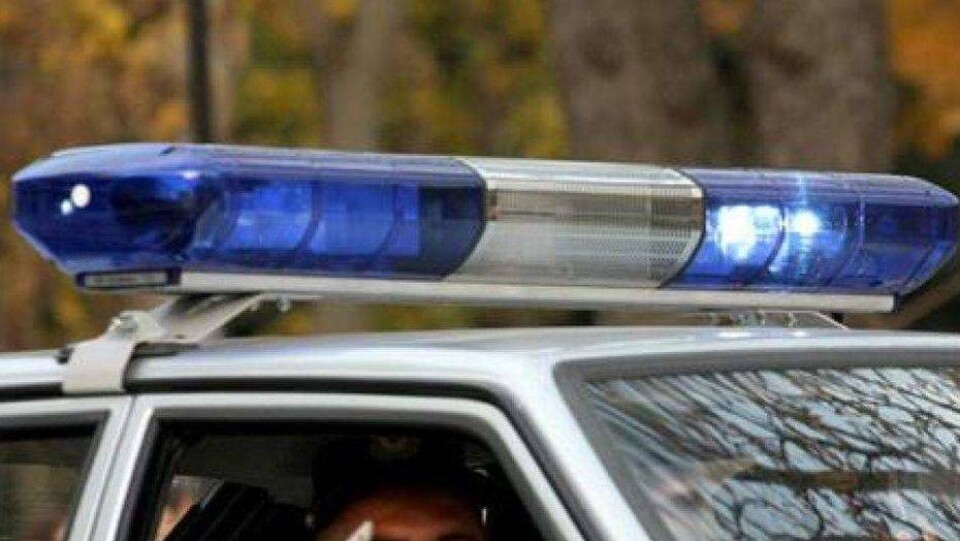 Полицейский на служебной машине сбил пешеходов в Атырауской области