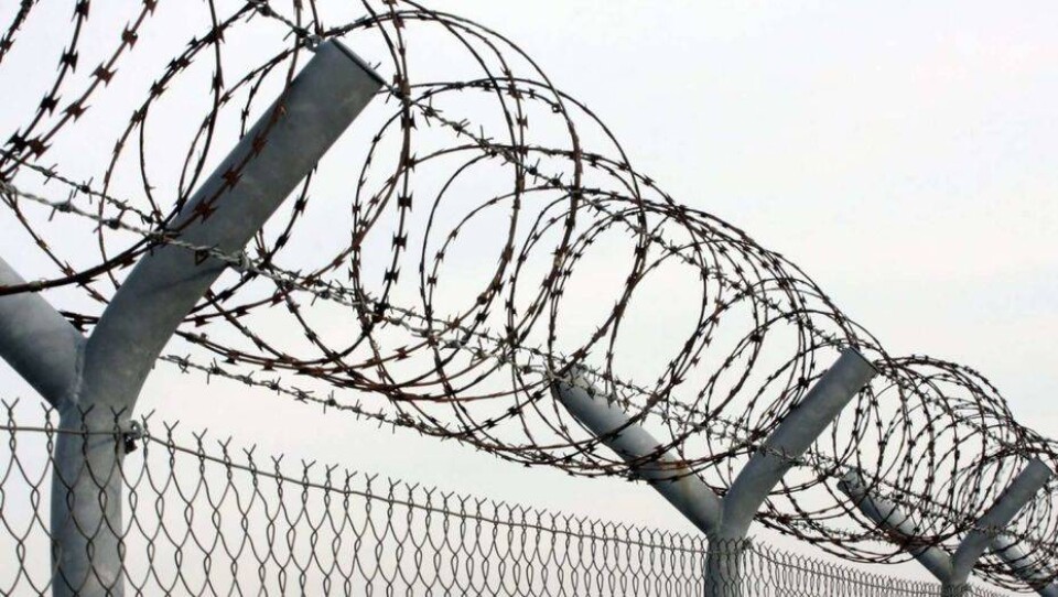 Замначальника колонии Уральска осудили за избиение заключённого