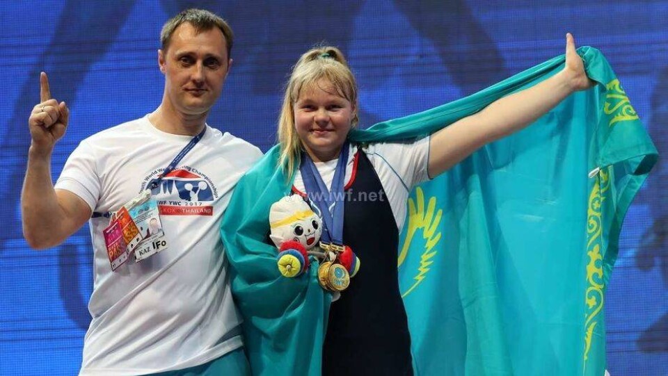Казахстанцы Ольга Пастухова и Рахат Бекболат стали сильнейшими тяжелоатлетами ЧМ