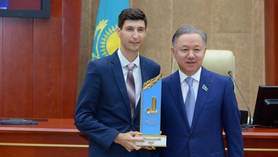 Впервые в Казахстане журналистам вручили спецпремию "Парламент сөзі" 