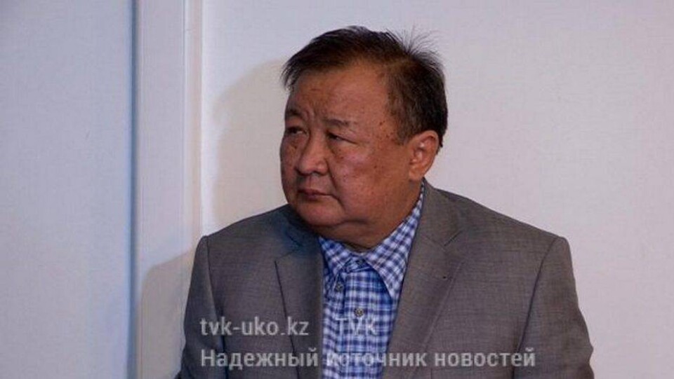 Руководитель ХОЗУ акимата ЮКО построил себе дом вместо сельской амбулатории