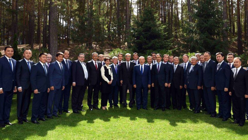 Назарбаев рекомендовал акимам переформатировать свою работу