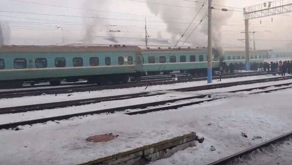 На вокзале Алматы-2 загорелся пассажирский вагон