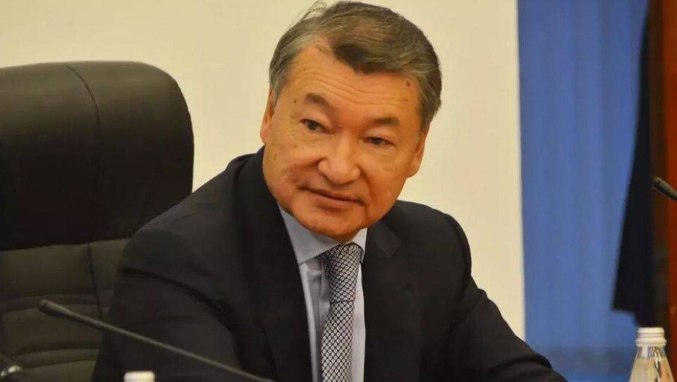 Управление образования ВКО обмануло Даниала Ахметова и детей-инвалидов