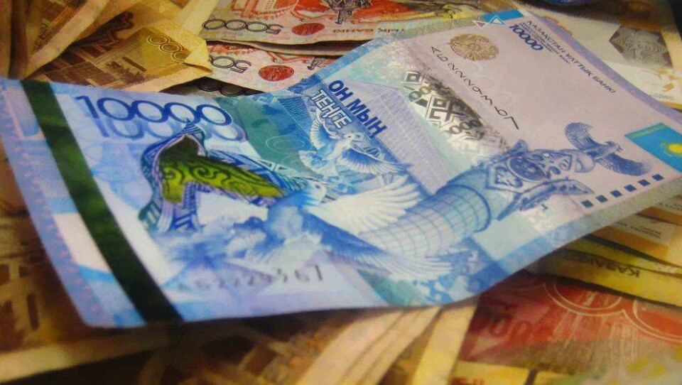 19 из 32 банков Казахстана нарастили объём вкладов от физических лиц