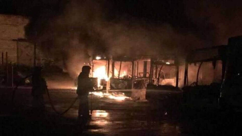 10 автобусов сгорели во время пожара в автопарке Рудного 
