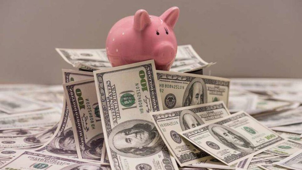 В Казахстане объём валютных депозитов вырос на 22% за месяц 